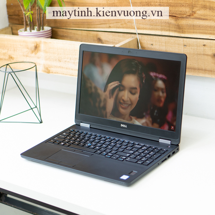 máy tính Dell Latitude E5570 máy tính Dell Latitude E5570